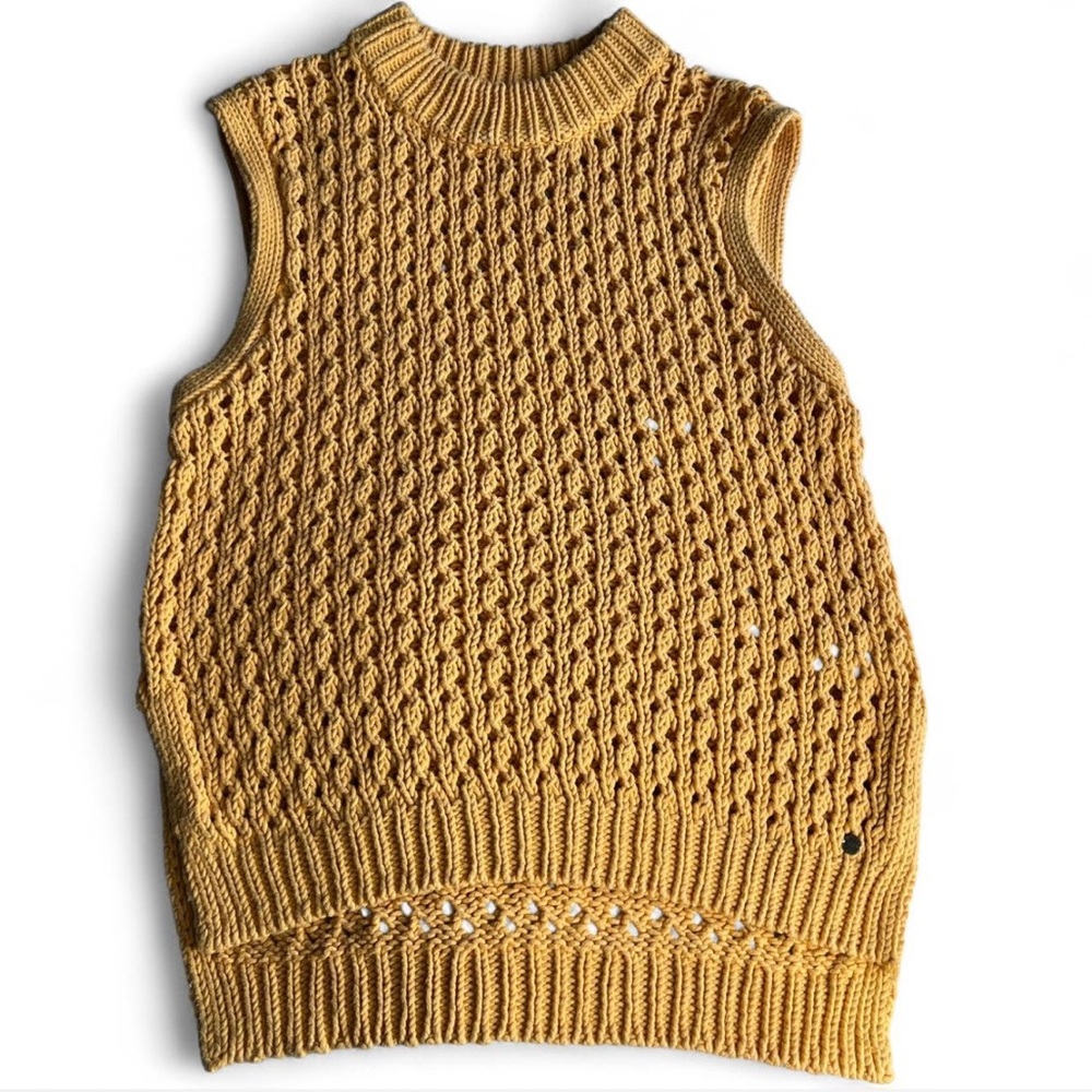 Roxy Mustard Yellow Sleeveless Cable Knit Sweater Vest Size Large